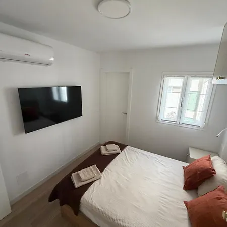 Pretty New 3 Bedrooms Flat In Americas